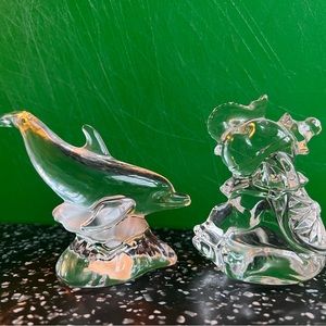 Bleikristall Hand Carved Dolphin, Elephant 🐘 and Vase.